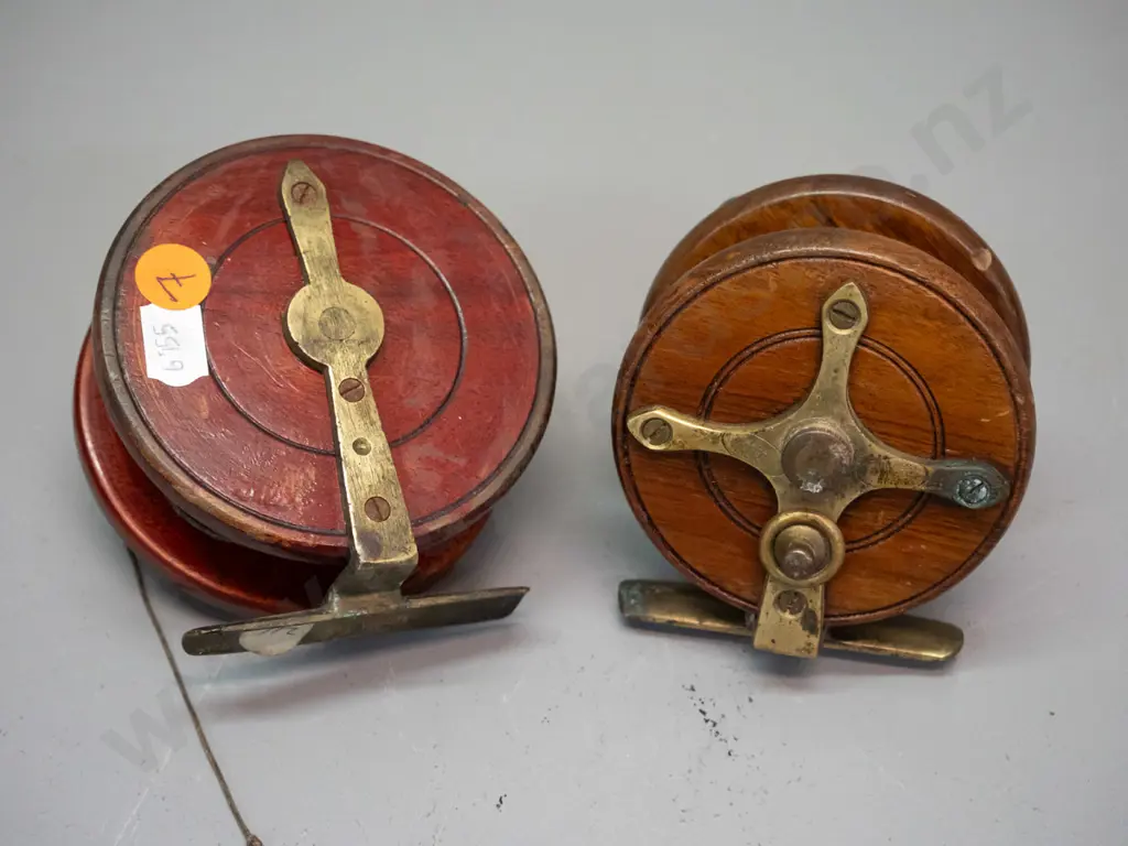2 timber and brass fishing reels, smaller 3-inch one marked Wilkes Osprey Brand - Made in England, larger is D-90 Image 1++