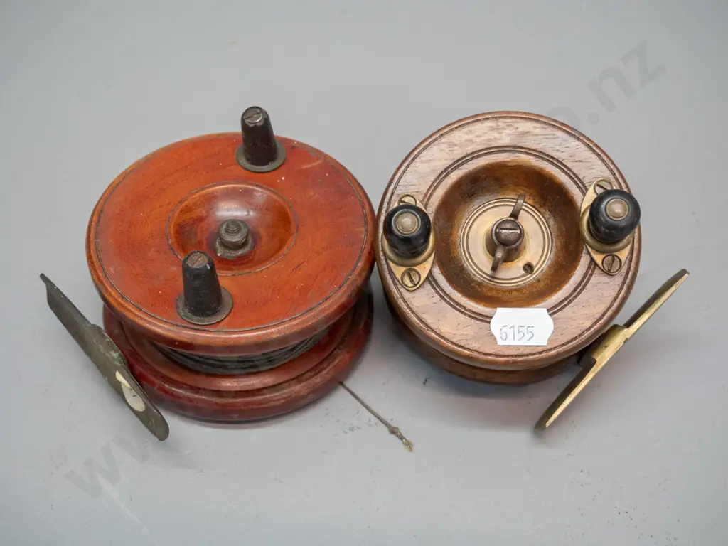 2 timber and brass fishing reels, smaller 3-inch one marked Wilkes Osprey Brand - Made in England, larger is D-90 Image 1++