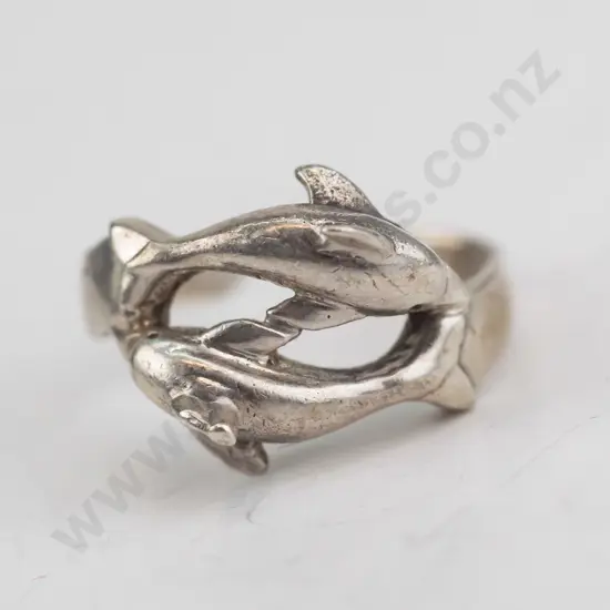 small silver dolphin ring stamped 925