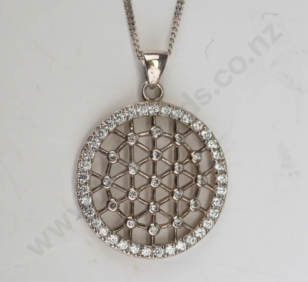 silver necklace with czs chain stamped 925 Image 1++