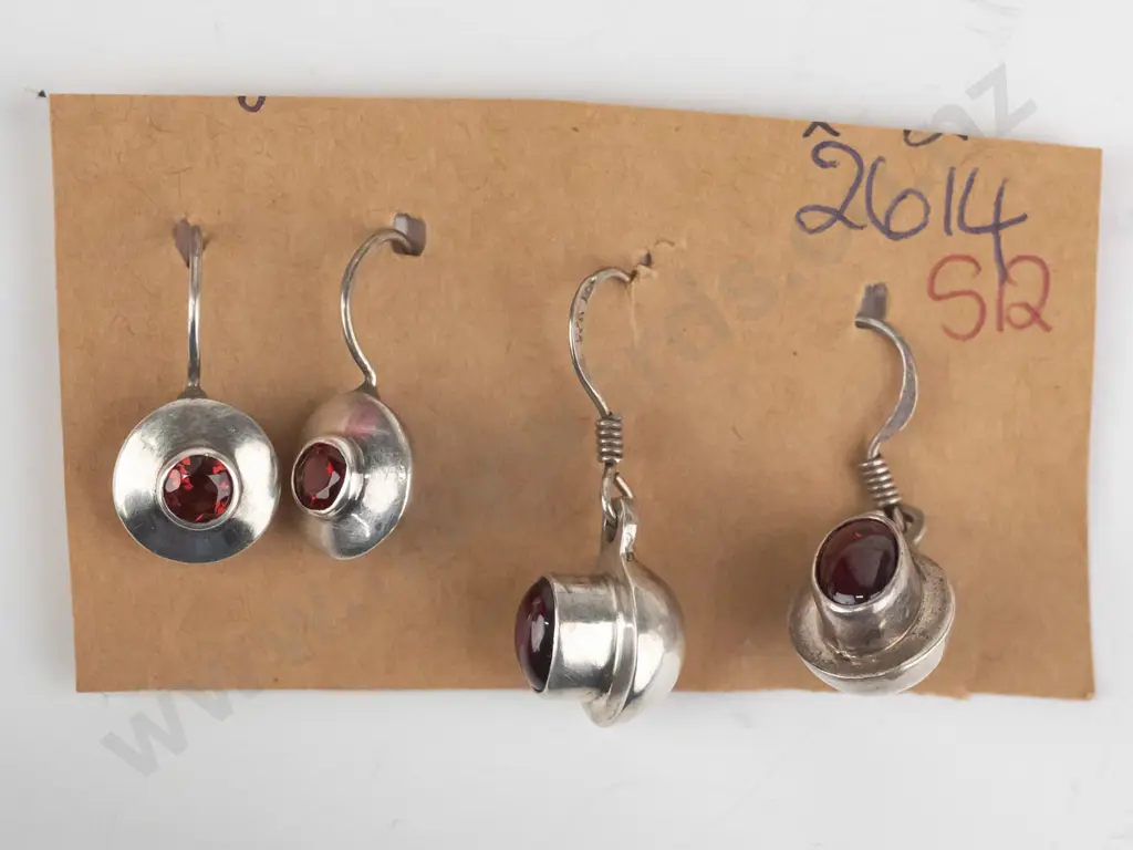 2 pairs garnet earrings Image 1++