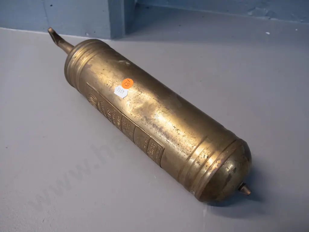 Desmo vintage brass hand pump fire extinguisher, London/Birmingham - some dents L-355 Image 1++