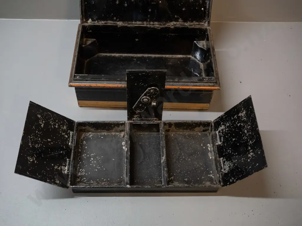 vintage metal cash box with pierced handle, Newton Shakespeare Birmingham plaque inside, working lock and key and tray Image 1++