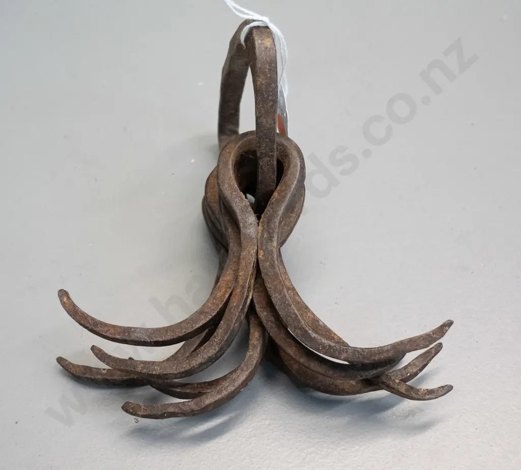 set of wrought iron double-barbed hooks on ring - each hook H100 W130 Image 1++
