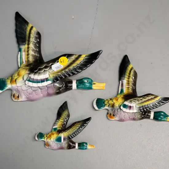set of 3 flying wall ducks, no maker's marks - middle size has had repairs - largest is H-150 L-180