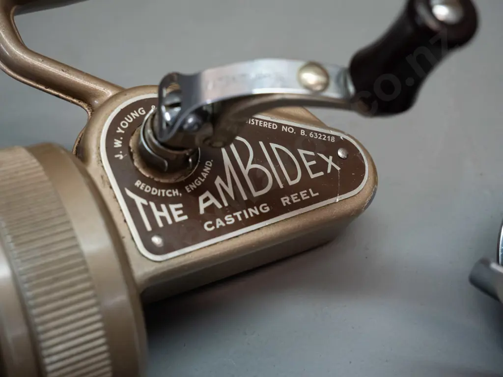4 metal cased fishing casting reels - Young & Sons Ambidex, Harrington & Sons, Pezon & Michel Luxor France, and Ocean Image 1++