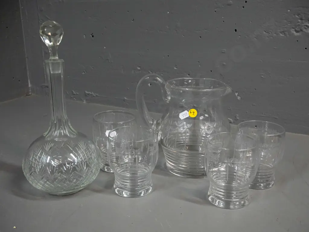 cut crystal items - 5-piece water set and a stoppered decanter H-280 Image 1++