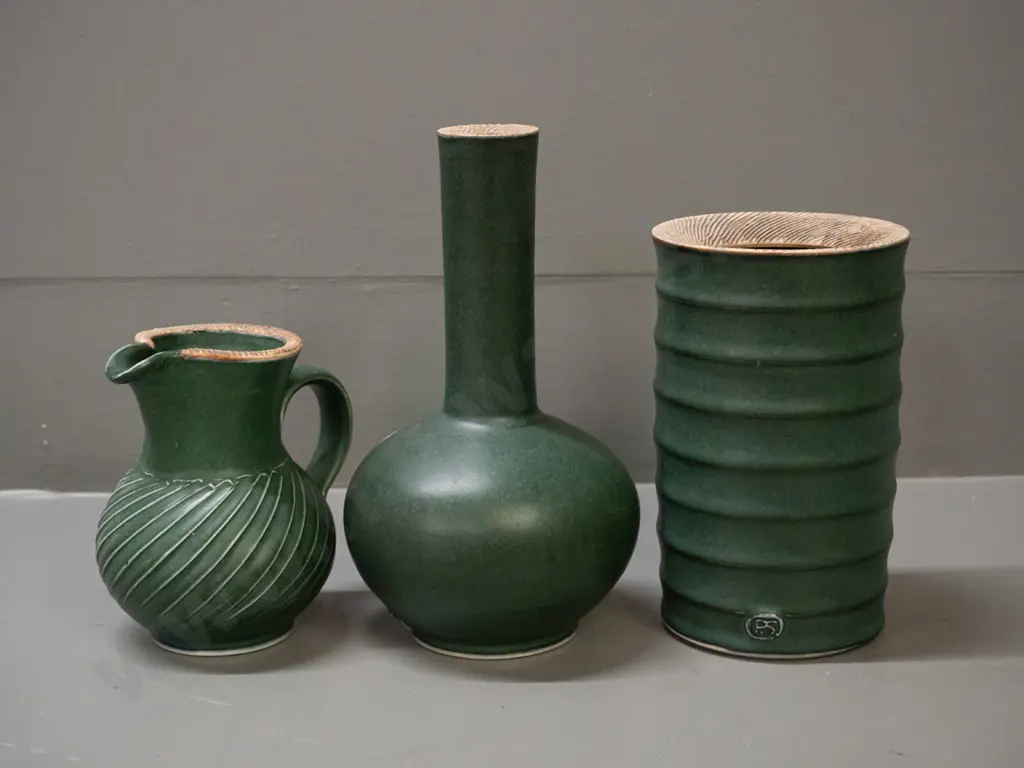 3 Peter Shearer New Zealand studio pottery items - jug and 2 vases, taller is H-200 Image 1++