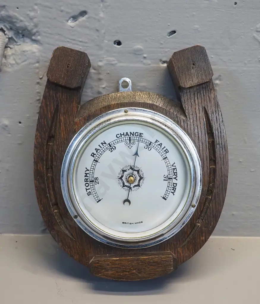 deco oak cased horseshoe-shaped English wall barometer H-180 W-160 Image 1++