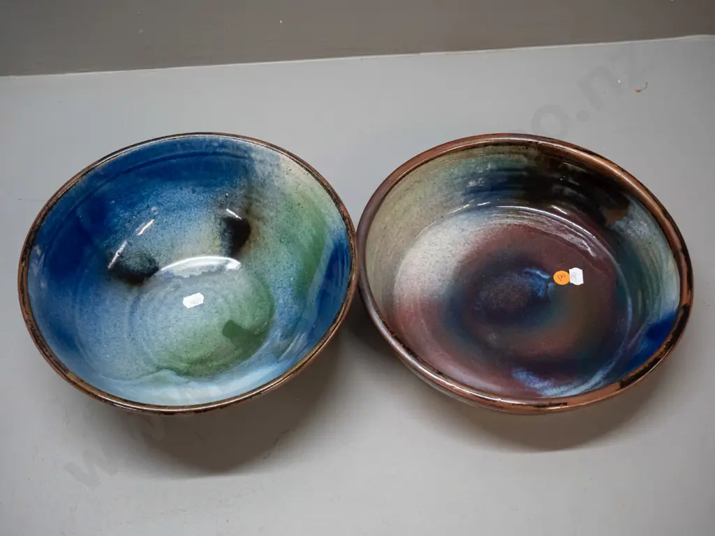2 New Zealand pottery bowls in multi colour glaze - unknown maker's mark to bottoms. Taller bowl H100 D260 Image 1++