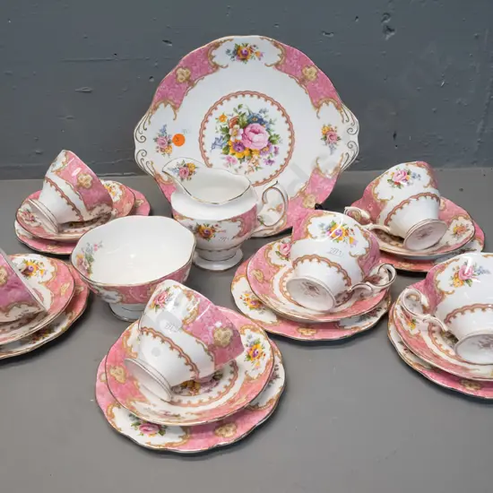 Royal Albert "Lady Carlysle" 21-piece tea set