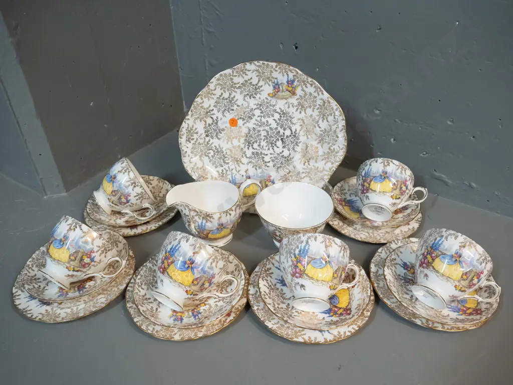 21-piece tea set - Queen Anne crinoline lady pattern, includes cake plate L-260 Image 1++