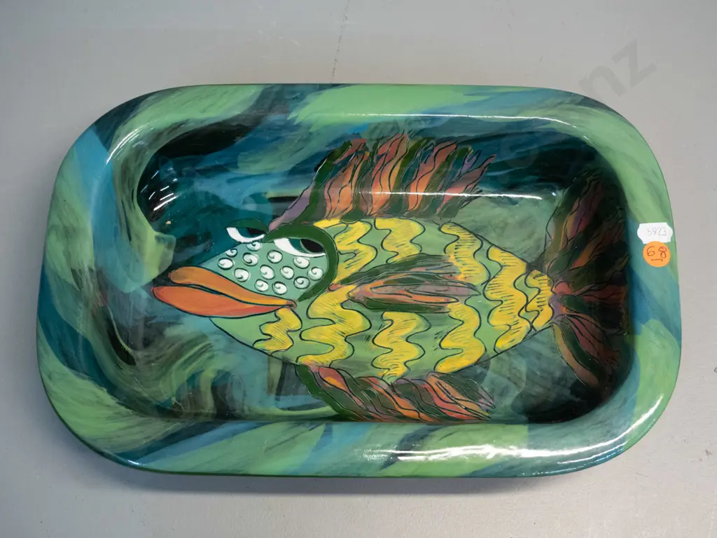 Tom Walker studio pottery fish motif dish H-55 L-320 W-215 - some usage wear and underside of rim needs Image 1++