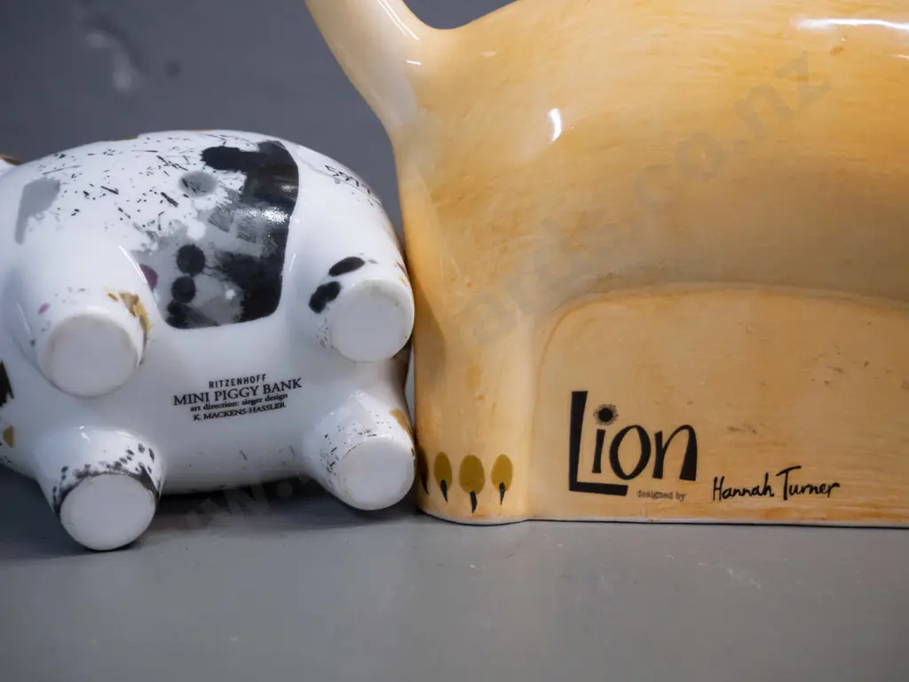 retro Flaire New Zealand matte glaze duck figurine, Hannah Turner lion money box and small Ritzenhoff McKenzie Hassler Image 1++