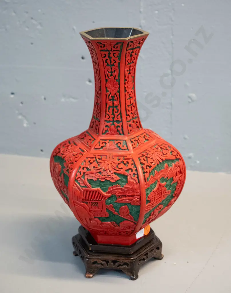Chinese cinnabar style relief pattern hexagonal profile vase with carved timber stand H-300 Image 1++