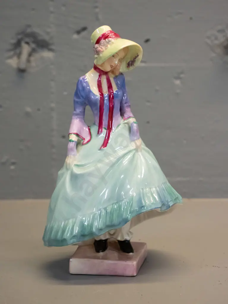 Royal Doulton figurine - "Pantalettes" - H-200 Image 1++