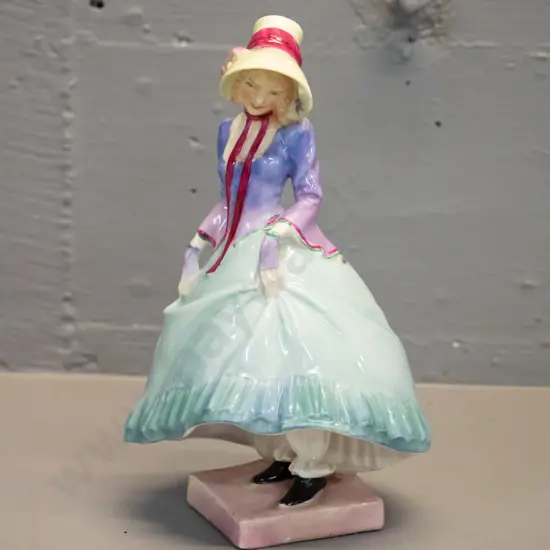 Royal Doulton figurine - "Pantalettes" - H-200