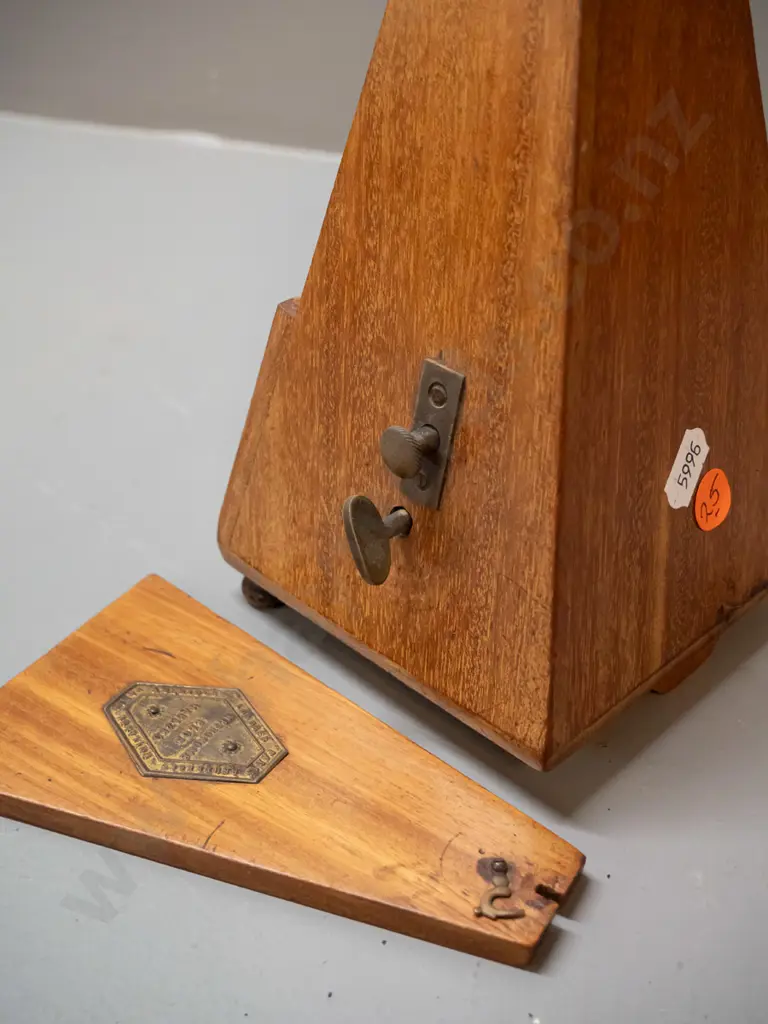 vintage timber cased metronome with Maelzel France plaque, pull-out chime selector, working. H-235 W-110 D-110 Image 1++