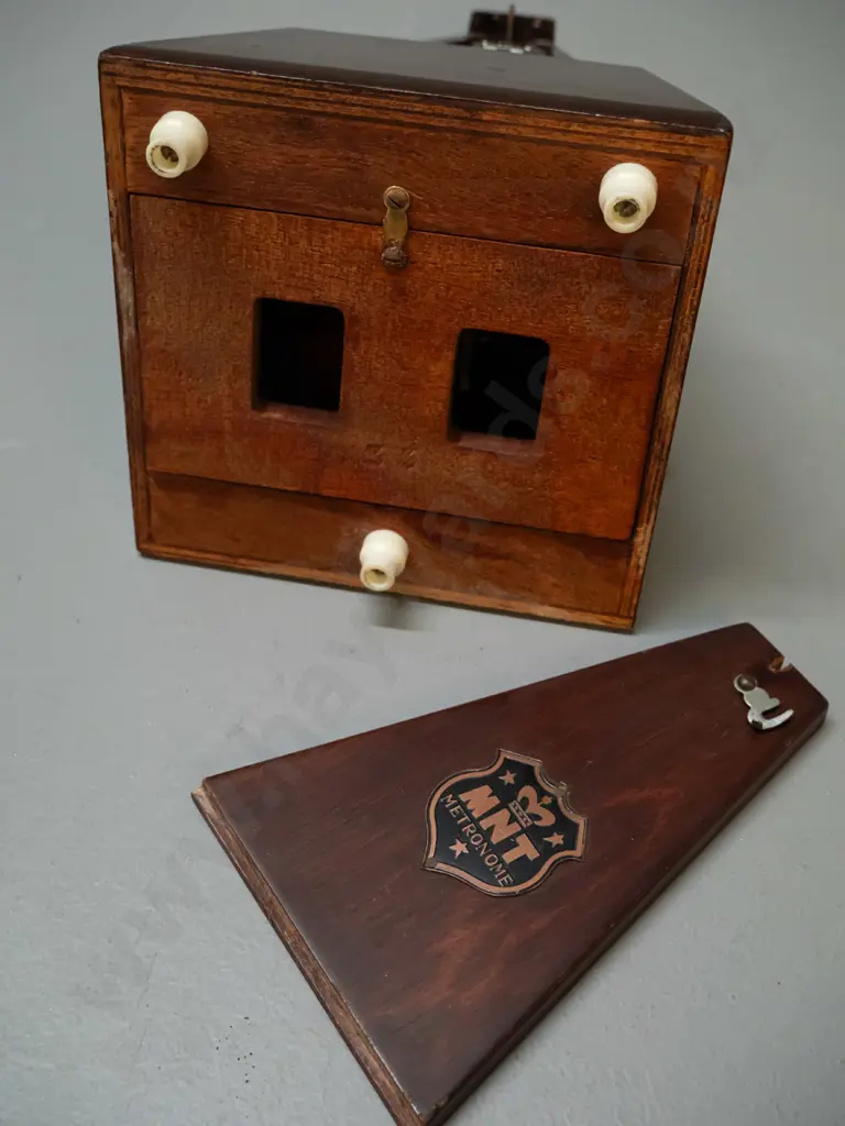 vintage timber cased metronome with "MNT Metronome" plaque - working. H-240 W-125 D-125 Image 1++