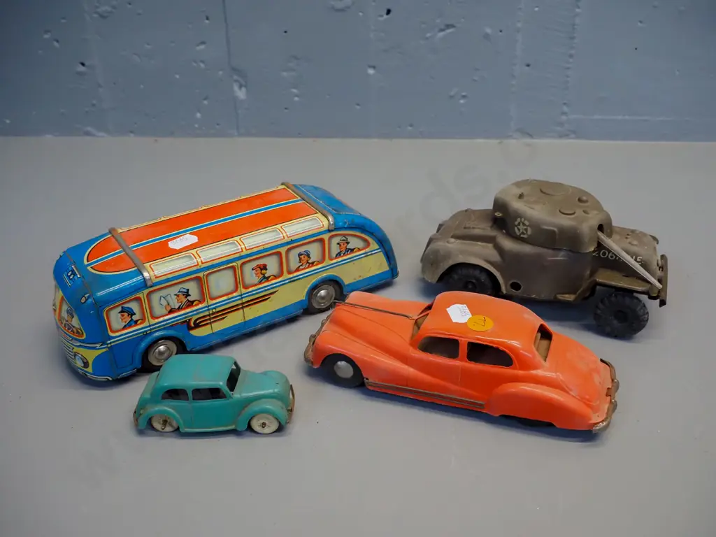 4 vintage toy vehicles - tin bus and 3 plastic Tri-Ang - small wind-up Morris 8, red Minic Triang (friction drive not Image 1++