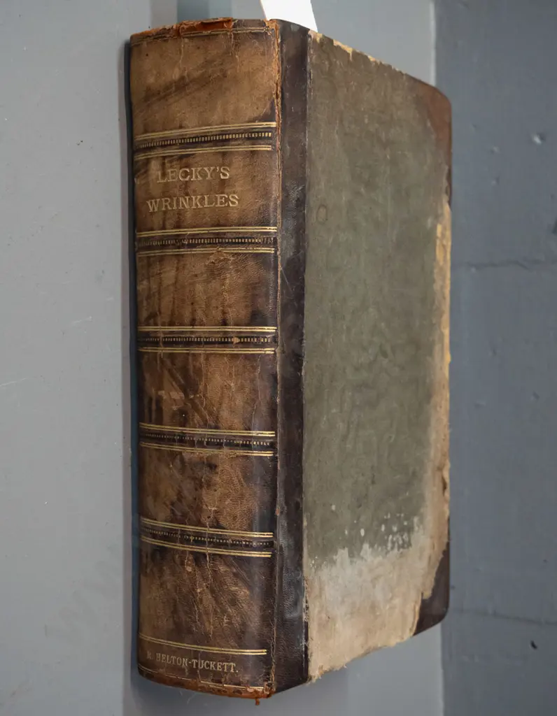 vintage book - Leckie's Wrinkles in Practical Navigation - London 1918, see photos for provenance info. - some foxing, Image 1++