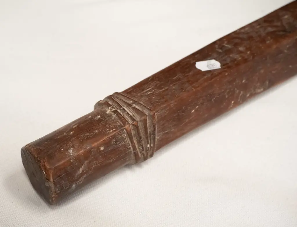 vintage carved hardwood spear head, unknown origin, age wear and patina L-840 Image 1++