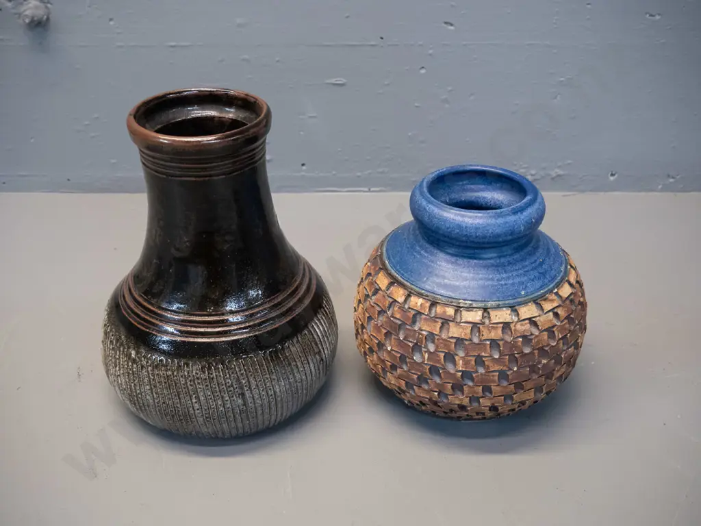 2 studio pottery vases - Twizel Pottery incised band with blue and a Rockwood Pottery Kaikoura brown and cream H-220 Image 1++