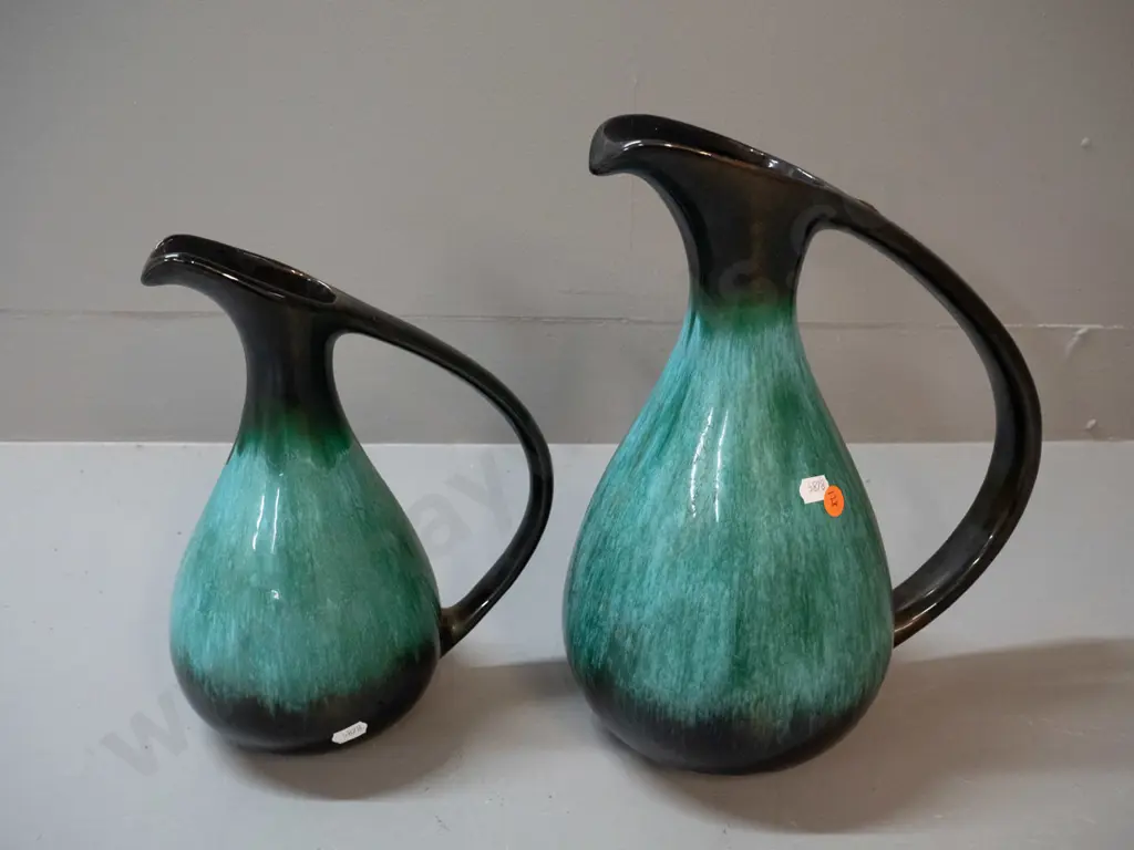 2 Blue Mountain pottery ewer jugs - taller is H-325 Image 1++