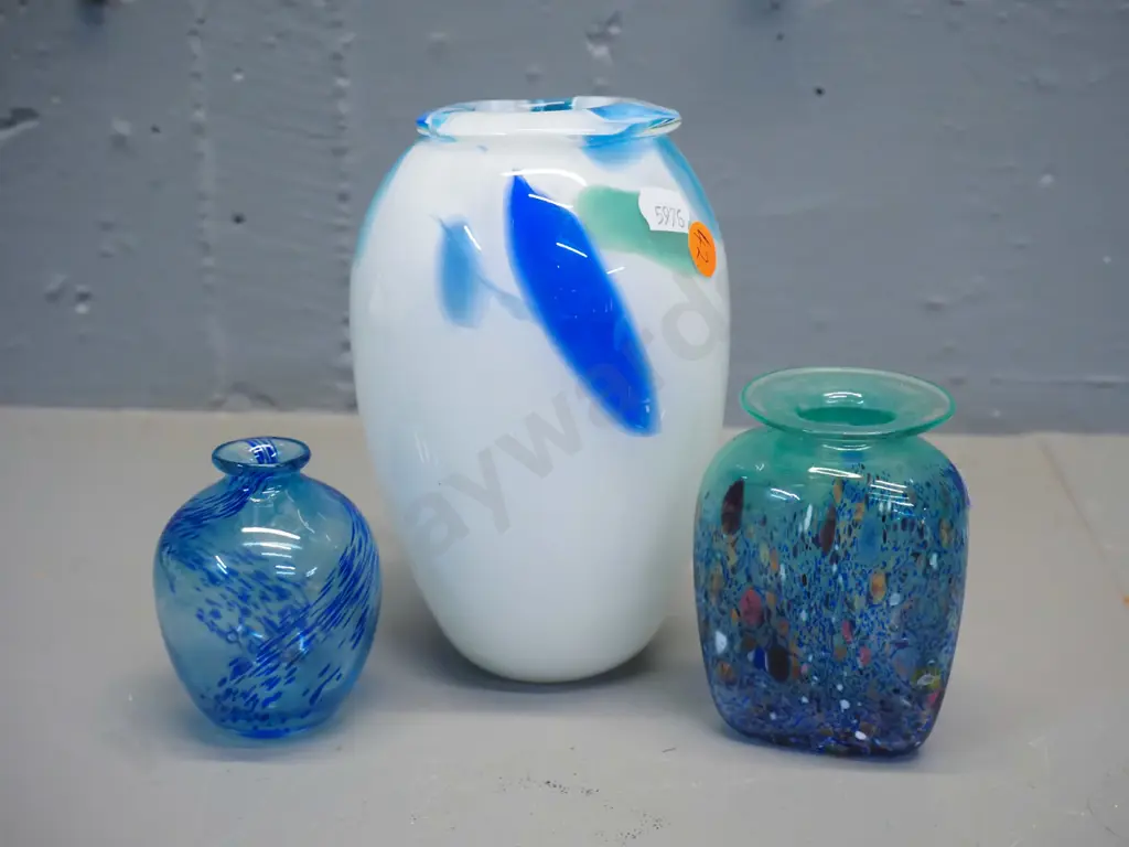 3 art glass vases - 2 small multi colour and a larger milk glass and blue H-160 Image 1++