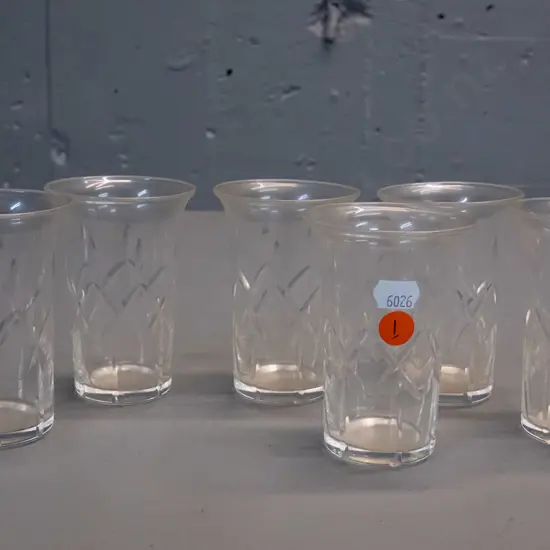 6 Webb Corbett cut crystal flared rim beakers H-100 D-70