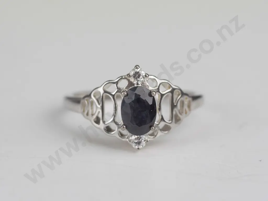silver ring with cz & dark stone stamped 925 Image 1++