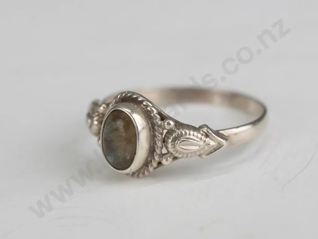 silver ring stamped 925 Image 1++