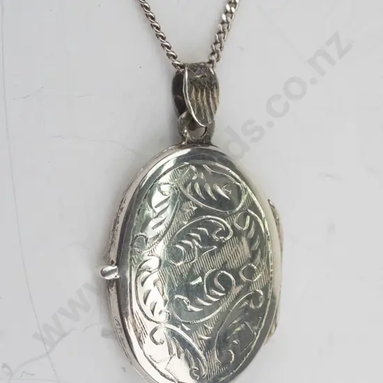 silver locket stamped 925