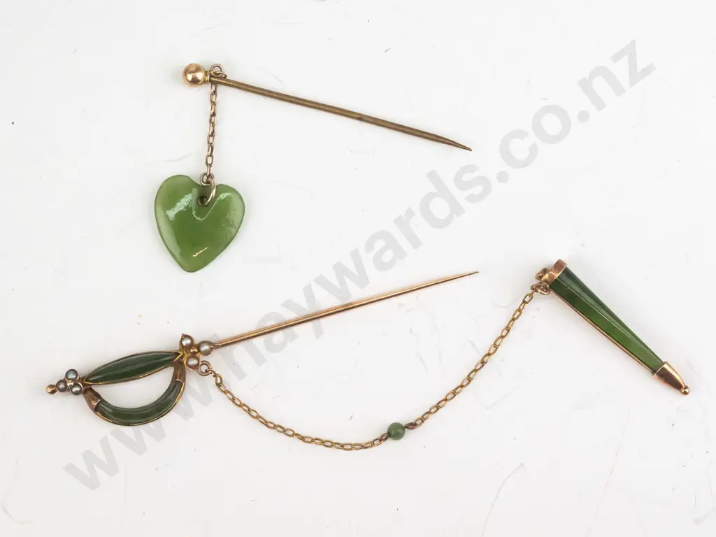 greenstone & seed pearl sword lapel pin & greenstone heart lapel pin Image 1++