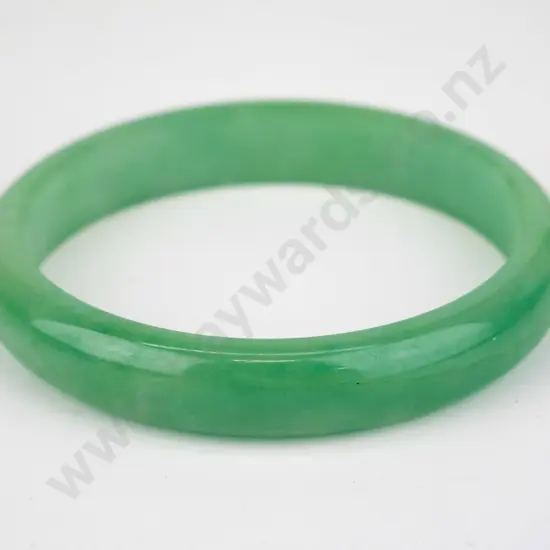 light green jade bangle