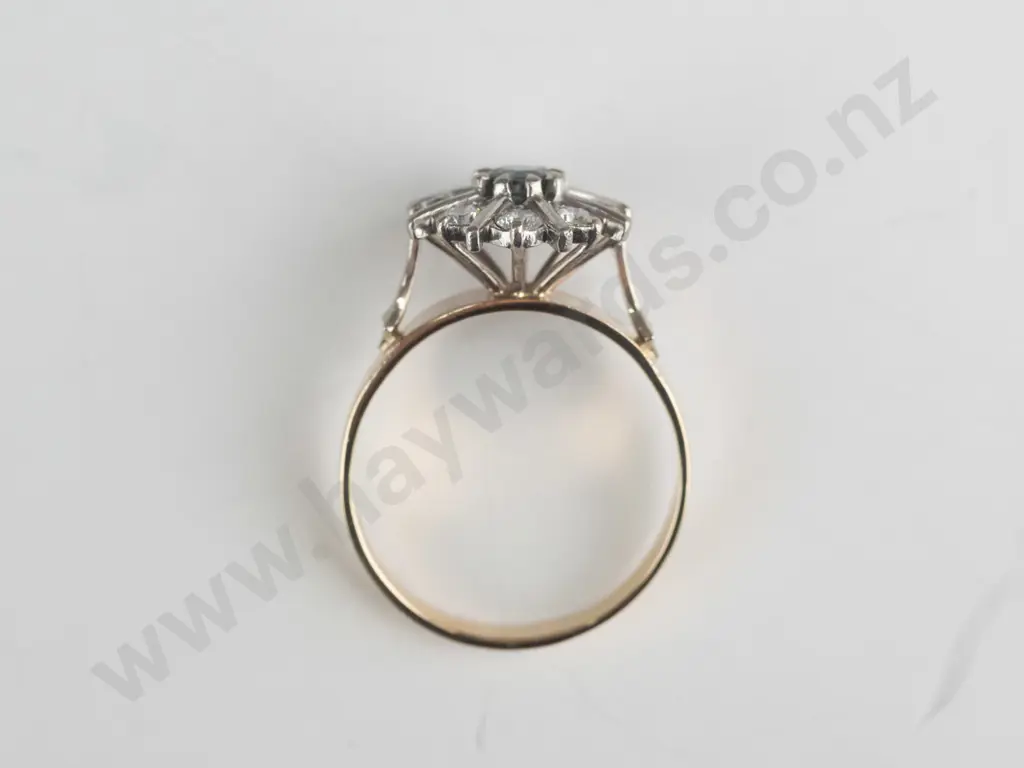 9CT white stone & sapphire cluster ring 3.7grms size R Image 1++