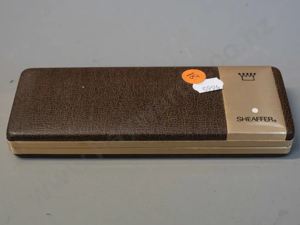 cased Sheaffer Imperial 777 Medium gold plated fountain pen Image 1++
