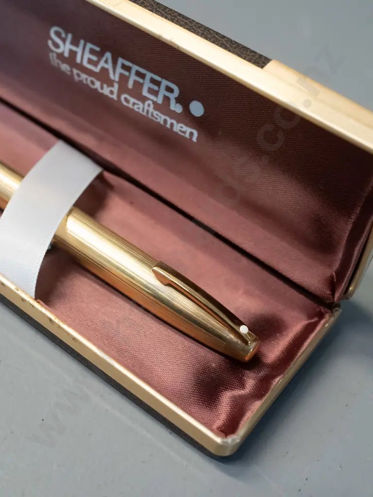 cased Sheaffer Imperial 777 Medium gold plated fountain pen Image 1++