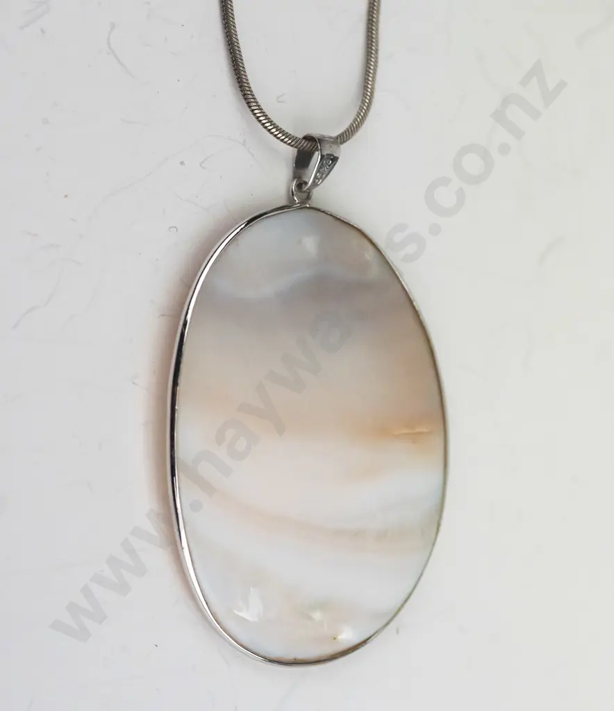 large mother of pearl necklace stamped 925 Image 1++