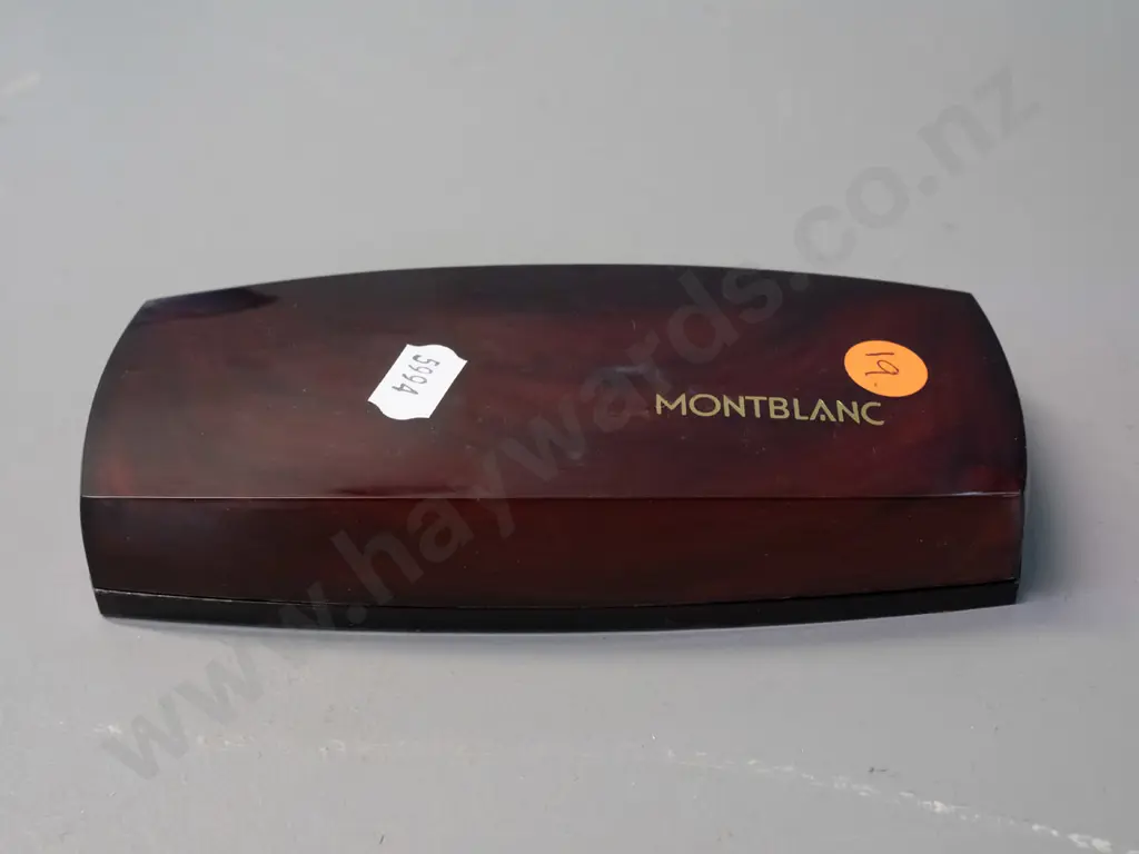 cased set of 2 Montblanc pens - fountain pen and ballpoint Image 1++