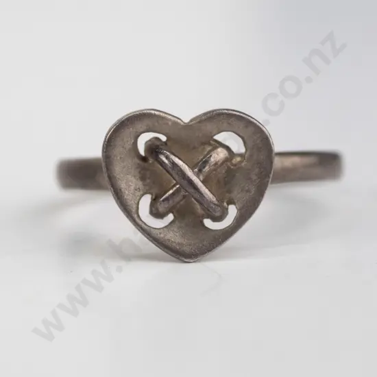 silver ring stamped 925