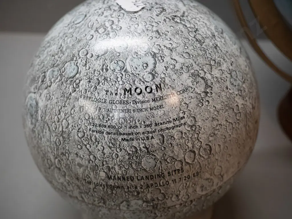 Reader's Digest world globe on timber base with metal frame H410 D290 & Replogl small moon globe loose on plastic stand Image 1++