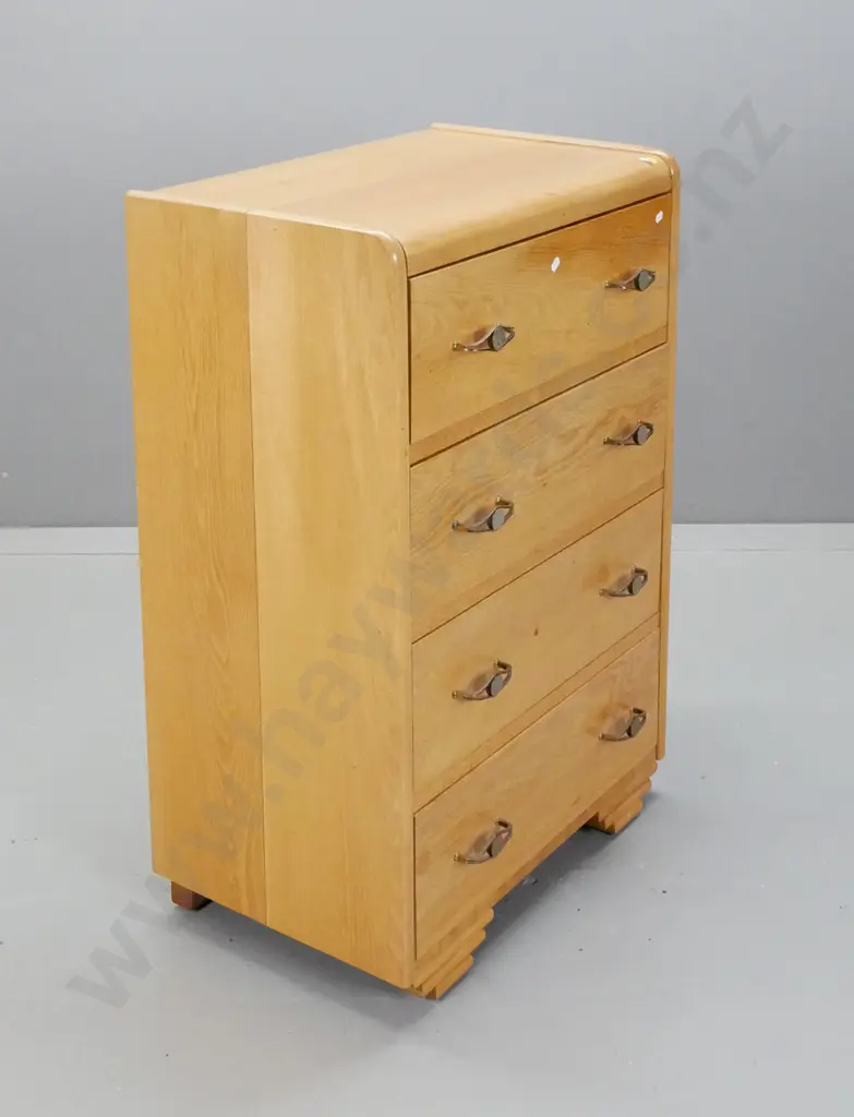 art deco oak 4-drawer chest, metal handles with central medallions - some marks to polish on top, join on one side is Image 1++