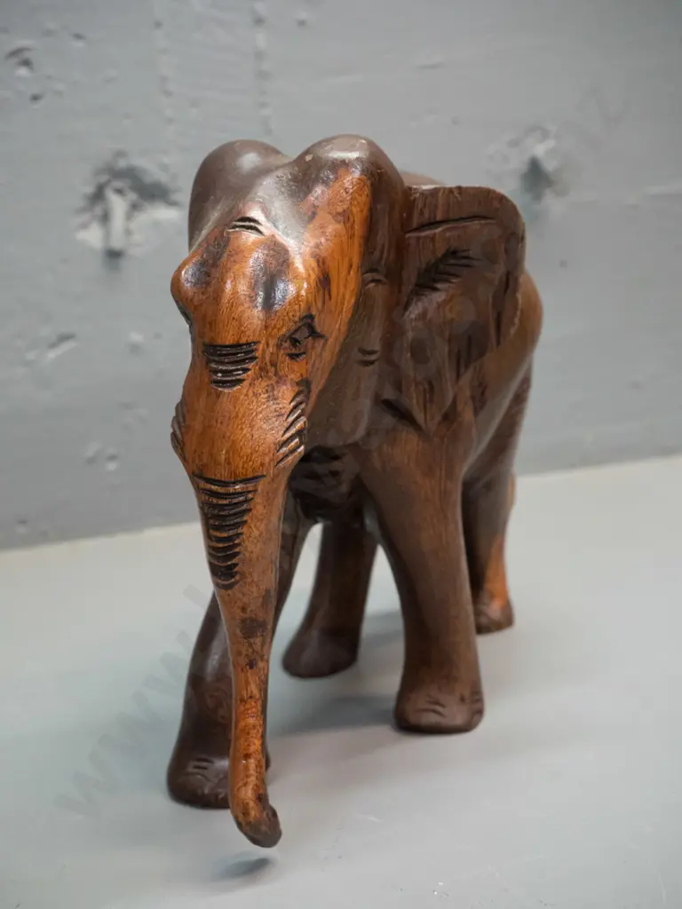 carved hardwood elephant figure - some polish loss H-210 L-250 Image 1++