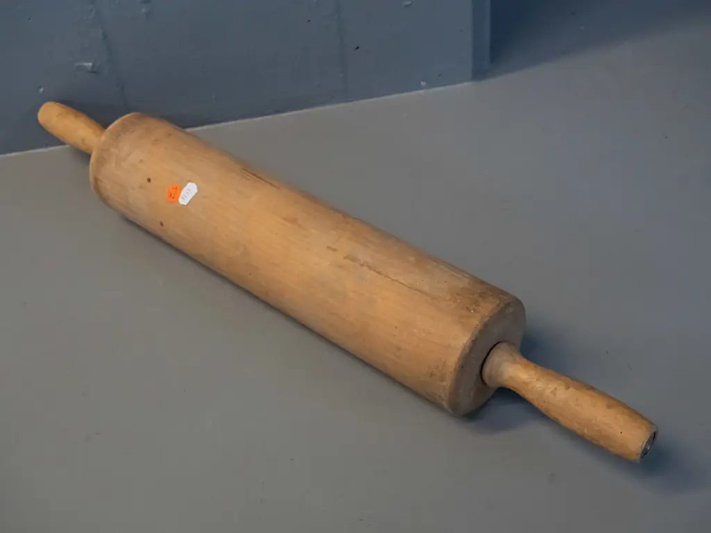 large kauri rolling pin - some scratches and wear L-570 Image 1++