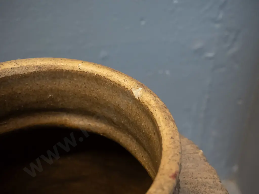 large relief pattern vase - some chips to raised decoration and inside top rim, no maker's mark H-430 D-255 Image 1++