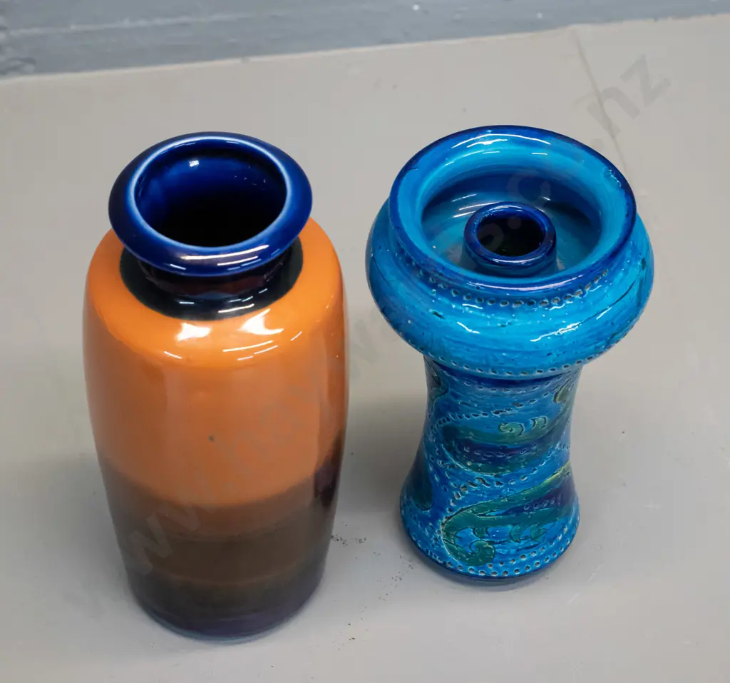 2 pottery items - Italian retro candle holder and a vase marked Phillipines H-190 Image 1++