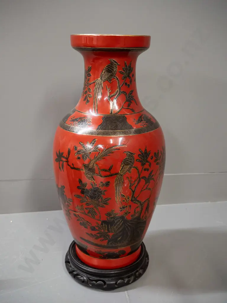 large Chinese hand-painted vase on carved timber stand - see photo for mark H-450 including stand, D-200 Image 1++