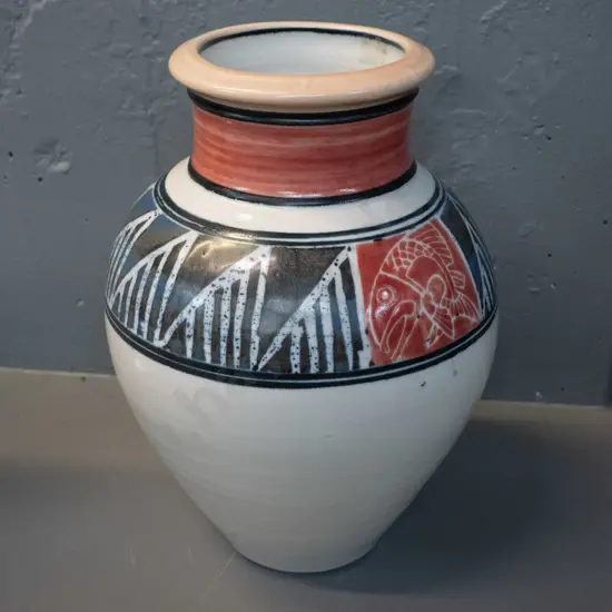 Chris Fersterer studio pottery vase H-300