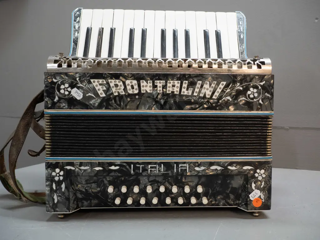 vintage Frontalini Italian compact piano accordion - wear to back, corners of bellows, etc. W-330 Image 1++